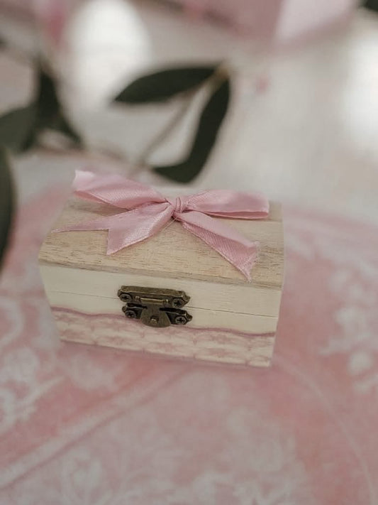 Cutiuta prima suvita - baby pink - O B S I D I O N